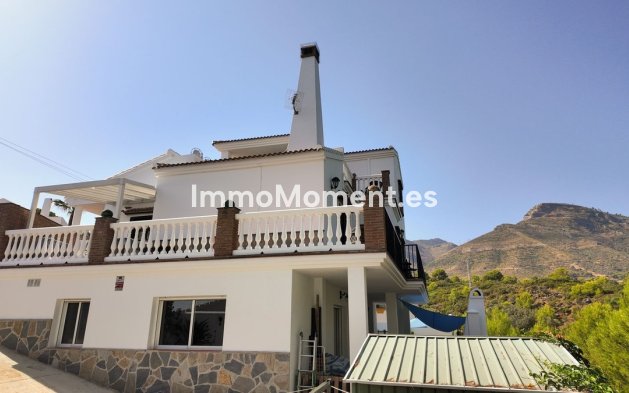 Bestaande woning - Vrijstaande villa - Binnenland  - Alhaurín el Grande Centro