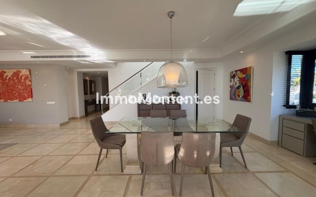 Reventa - Apartamento - Estepona  - Costalita