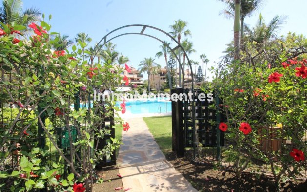 Reventa - Apartamento - Estepona  - Costalita