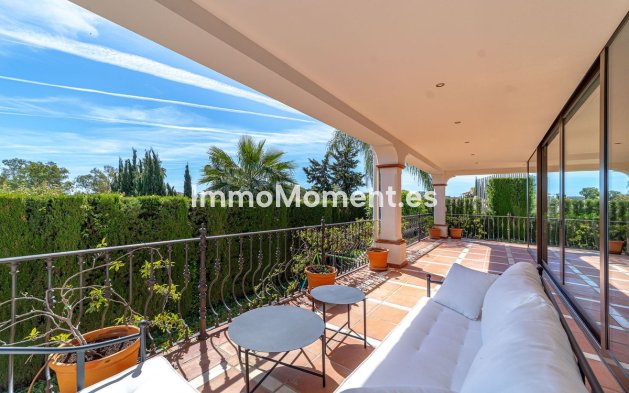 Wiederverkauf - Freistehende Villa - Estepona  - Atalaya