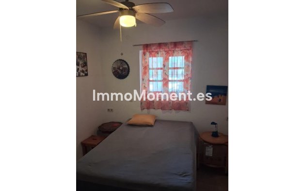 Resale - Country house - Inland  - Coín