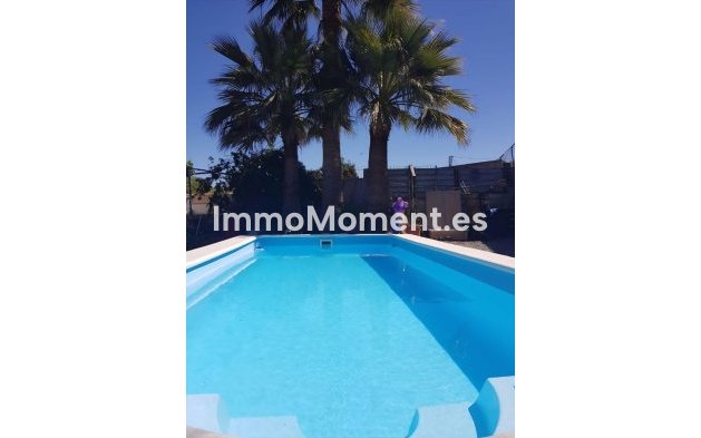 Resale - Country house - Inland  - Coín