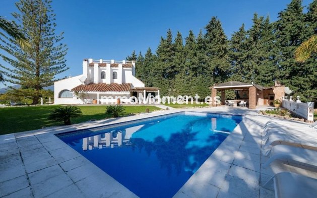 Bestaande woning - Perceel - Estepona  - Estepona Centro