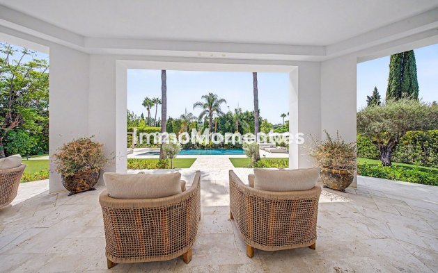 Wiederverkauf - Freistehende Villa - Marbella - Nueva Andalucía