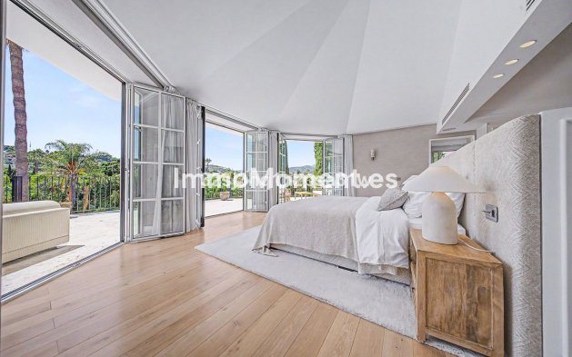 Wiederverkauf - Freistehende Villa - Marbella - Nueva Andalucía