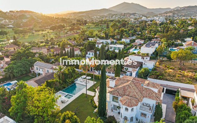Wiederverkauf - Freistehende Villa - Marbella - Nueva Andalucía