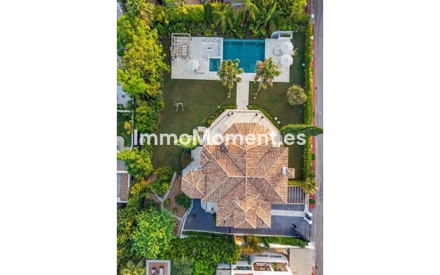 Wiederverkauf - Freistehende Villa - Marbella - Nueva Andalucía