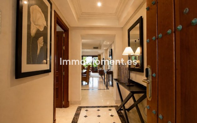 Wiederverkauf - Wohnung - Estepona  - Estepona Centro