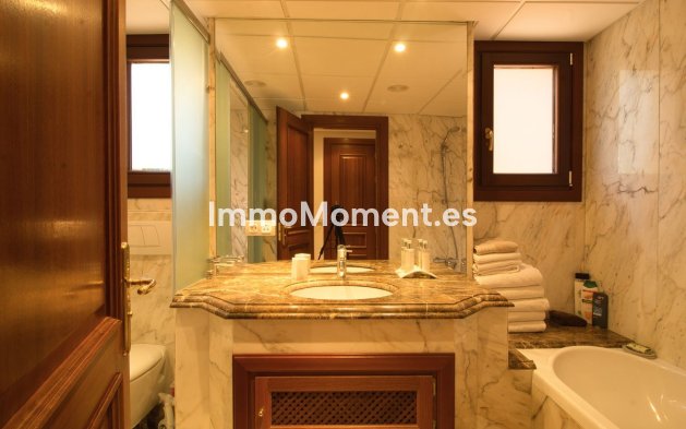 Wiederverkauf - Wohnung - Estepona  - Estepona Centro