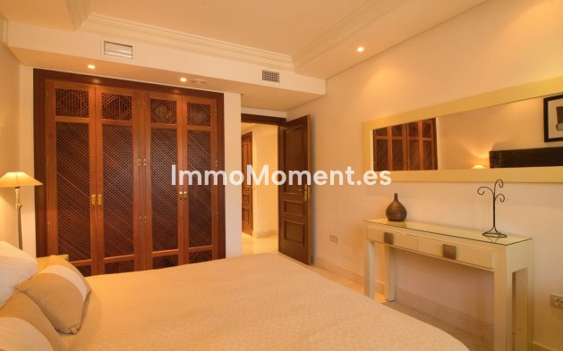 Wiederverkauf - Wohnung - Estepona  - Estepona Centro