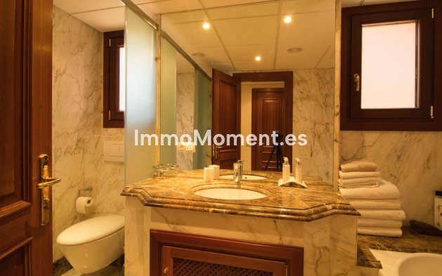 Wiederverkauf - Wohnung - Estepona  - Estepona Centro