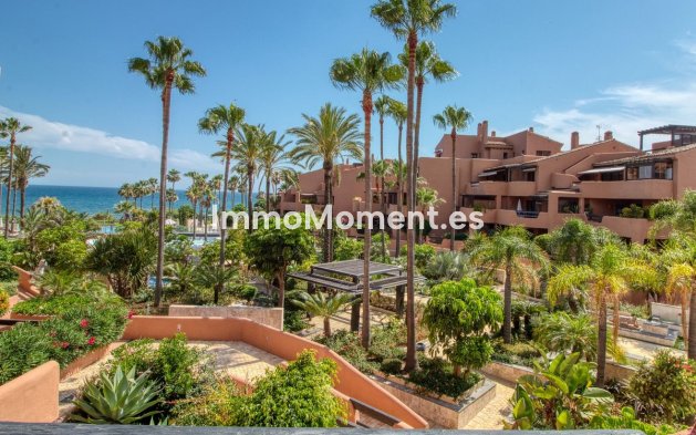 Wiederverkauf - Wohnung - Estepona  - Estepona Centro