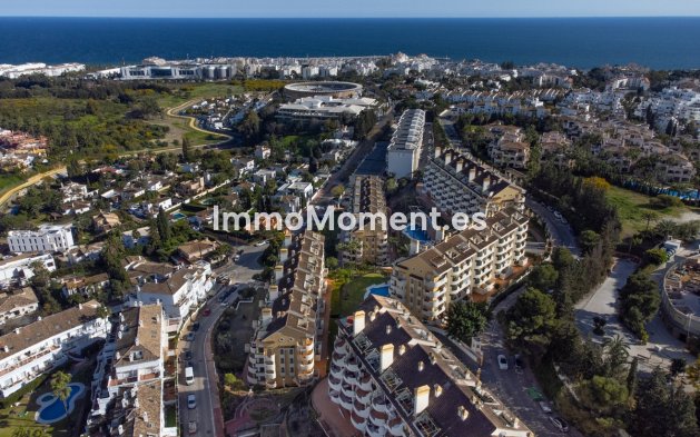 Revente - Appartement - Marbella - Nueva Andalucía