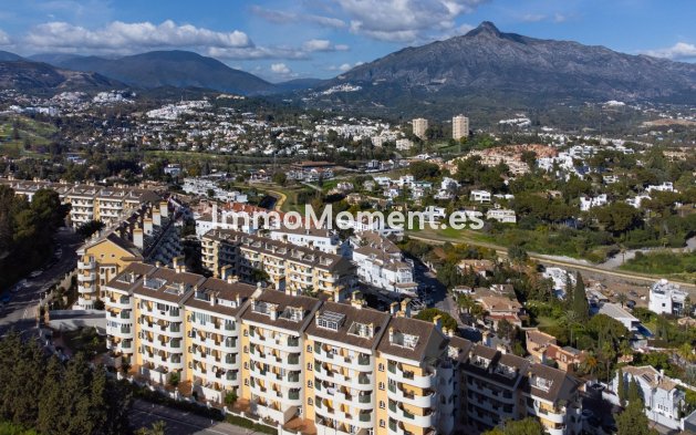 Revente - Appartement - Marbella - Nueva Andalucía