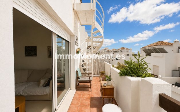 Resale - Apartment - Estepona - Estepona Centro