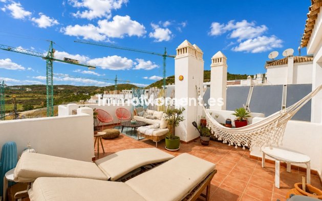 Resale - Apartment - Estepona - Estepona Centro