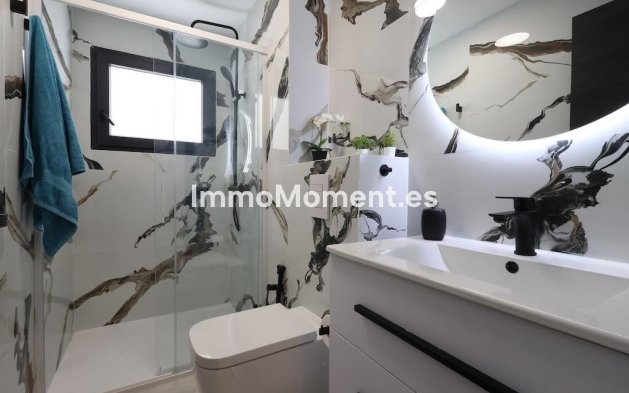 Wiederverkauf - Wohnung - Torrevieja - Torrevieja Centro
