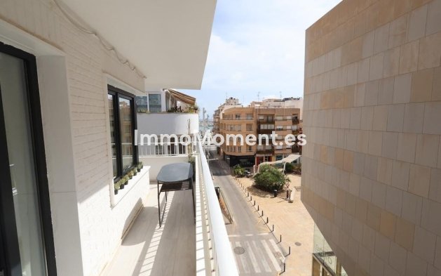 Wiederverkauf - Wohnung - Torrevieja - Torrevieja Centro