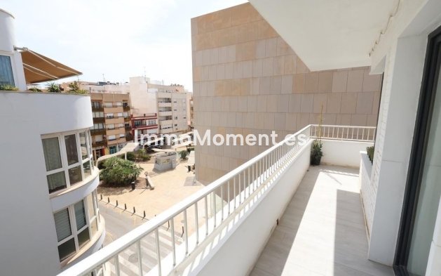 Wiederverkauf - Wohnung - Torrevieja - Torrevieja Centro