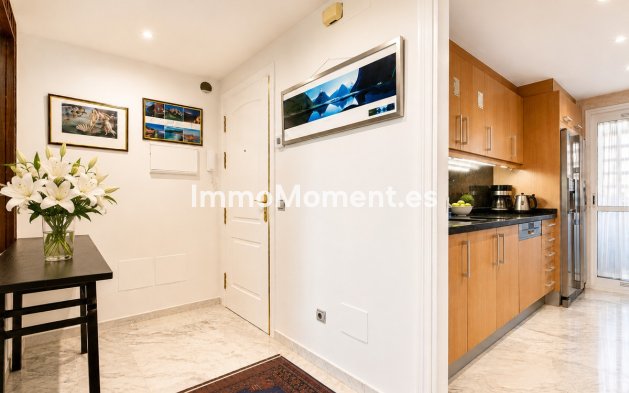 Wiederverkauf - Wohnung - Marbella - Guadalmina Baja