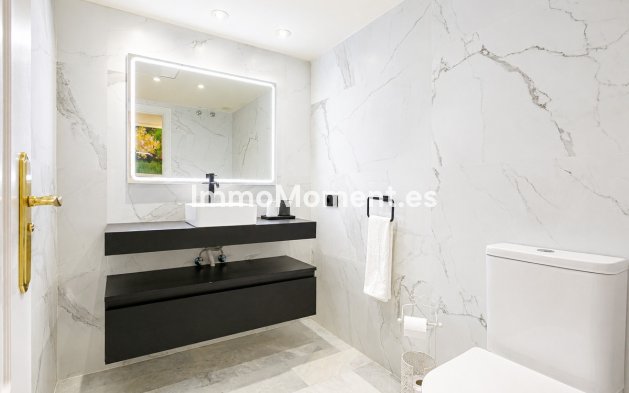 Wiederverkauf - Wohnung - Marbella - Guadalmina Baja