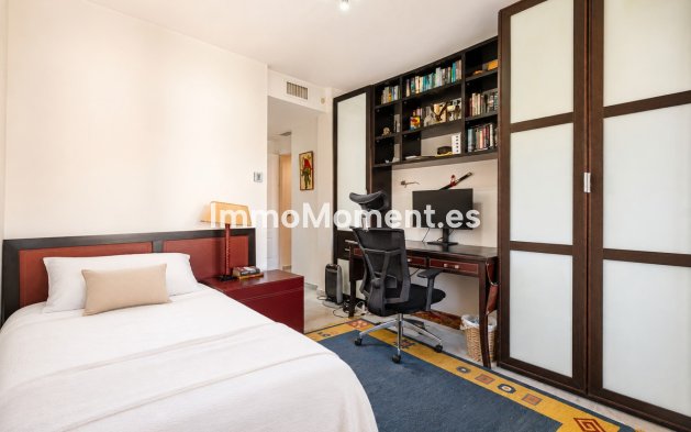 Wiederverkauf - Wohnung - Marbella - Guadalmina Baja