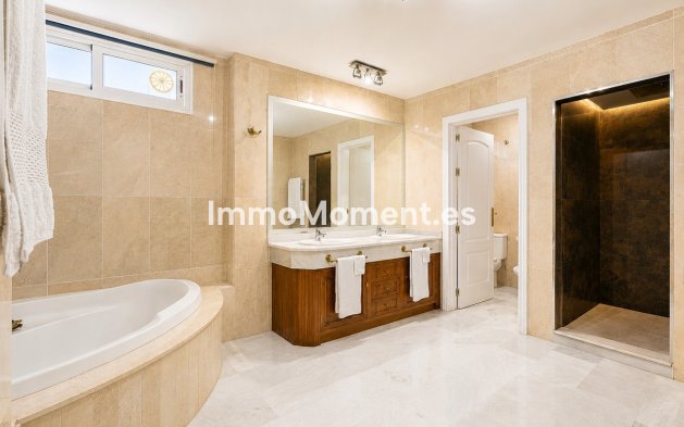 Wiederverkauf - Wohnung - Marbella - Guadalmina Baja