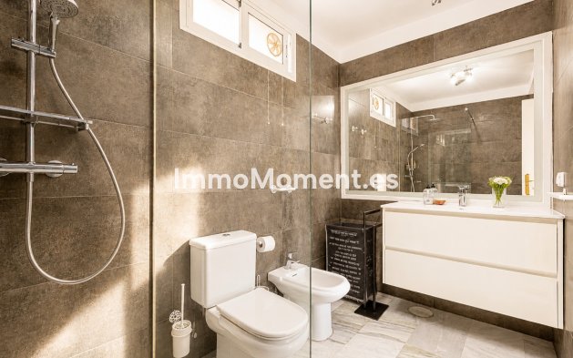 Wiederverkauf - Wohnung - Marbella - Guadalmina Baja