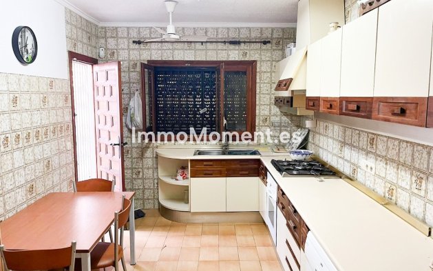 Resale - Detached villa - Orihuela Costa - Punta Prima