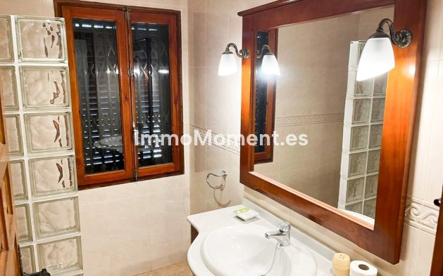 Resale - Detached villa - Orihuela Costa - Punta Prima
