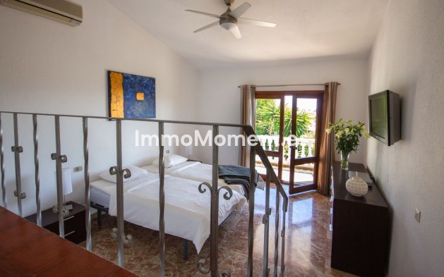 Resale - Detached villa - Mijas Costa