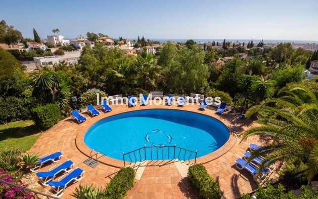Resale - Detached villa - Mijas Costa