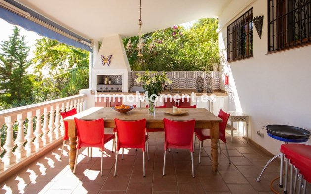Resale - Detached villa - Mijas Costa