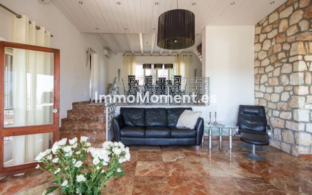 Resale - Detached villa - Mijas Costa