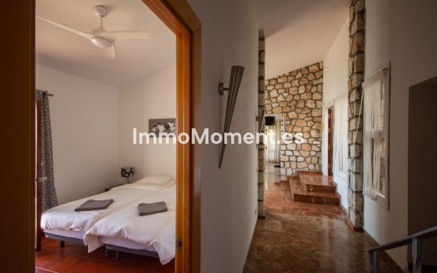 Resale - Detached villa - Mijas Costa
