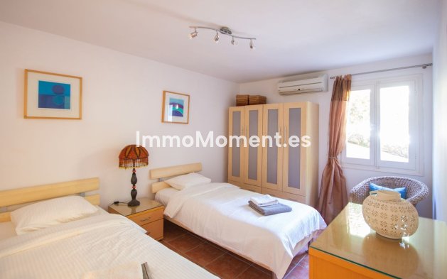 Resale - Detached villa - Mijas Costa