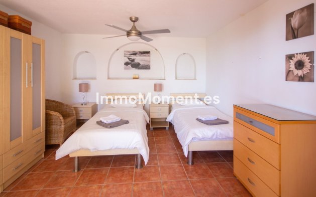 Resale - Detached villa - Mijas Costa