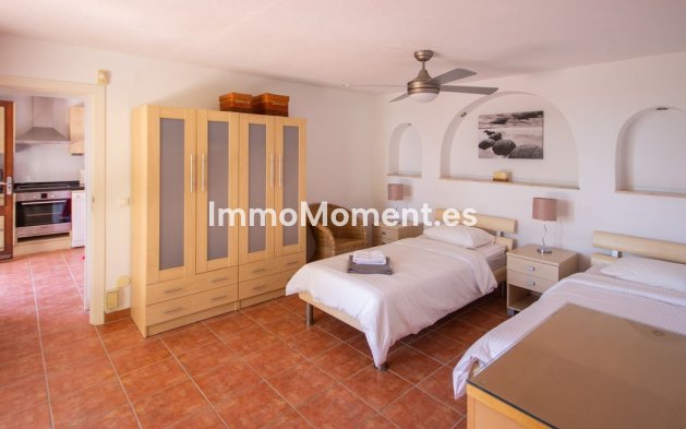 Resale - Detached villa - Mijas Costa