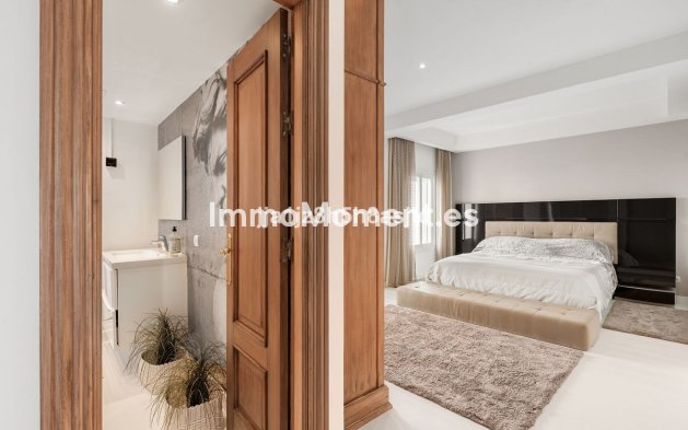 Reventa - Apartamento - Puerto Banús