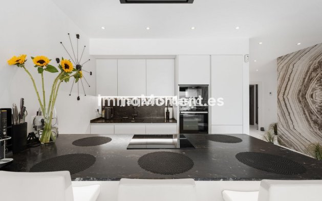 Reventa - Apartamento - Puerto Banús