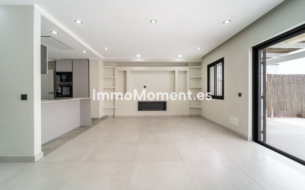 Wiederverkauf - Reihenhaus - Estepona  - Estepona Centro