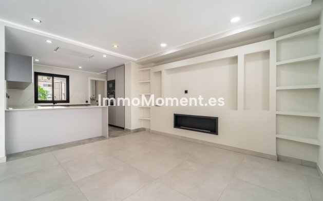 Wiederverkauf - Reihenhaus - Estepona  - Estepona Centro
