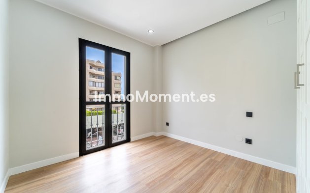Wiederverkauf - Reihenhaus - Estepona  - Estepona Centro