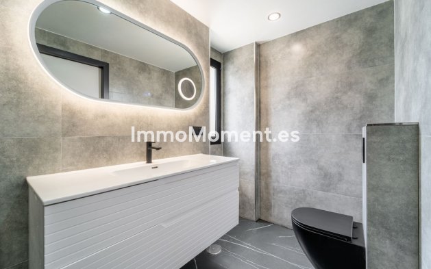 Wiederverkauf - Reihenhaus - Estepona  - Estepona Centro