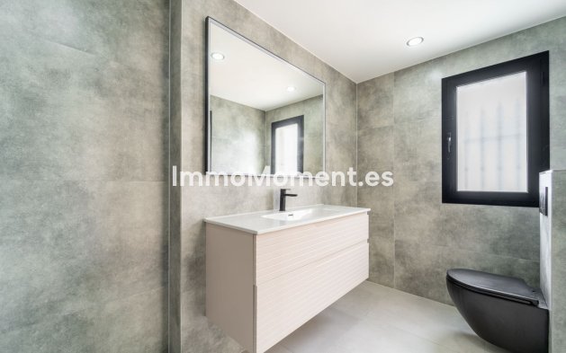 Wiederverkauf - Reihenhaus - Estepona  - Estepona Centro
