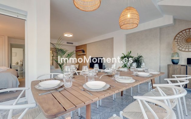 Resale - Apartment - Marbella - Bahía de Marbella
