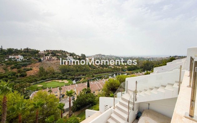Resale - Apartment - Benahavís - La Quinta