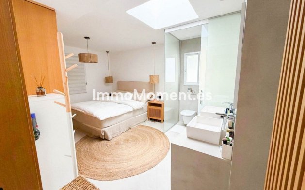 Resale - Apartment - Benahavís - La Quinta