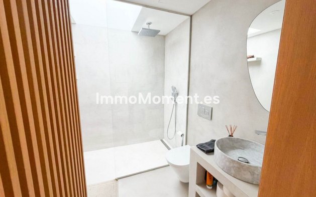 Resale - Apartment - Benahavís - La Quinta