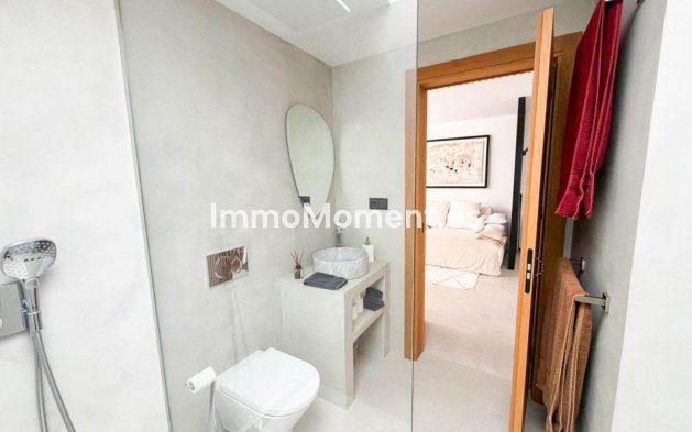Resale - Apartment - Benahavís - La Quinta